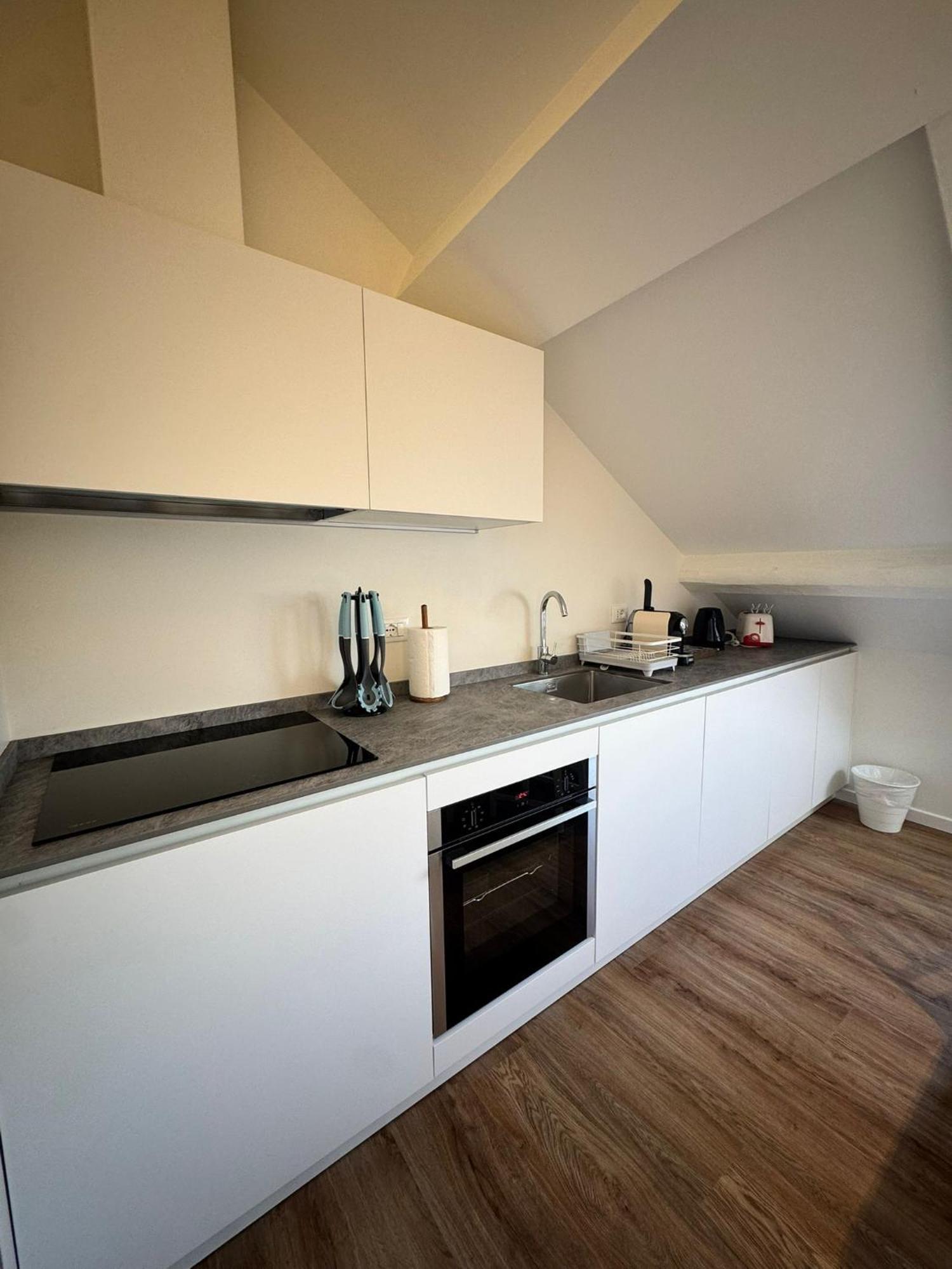 Apartment Be Your - Dalla Corte Del Glicine